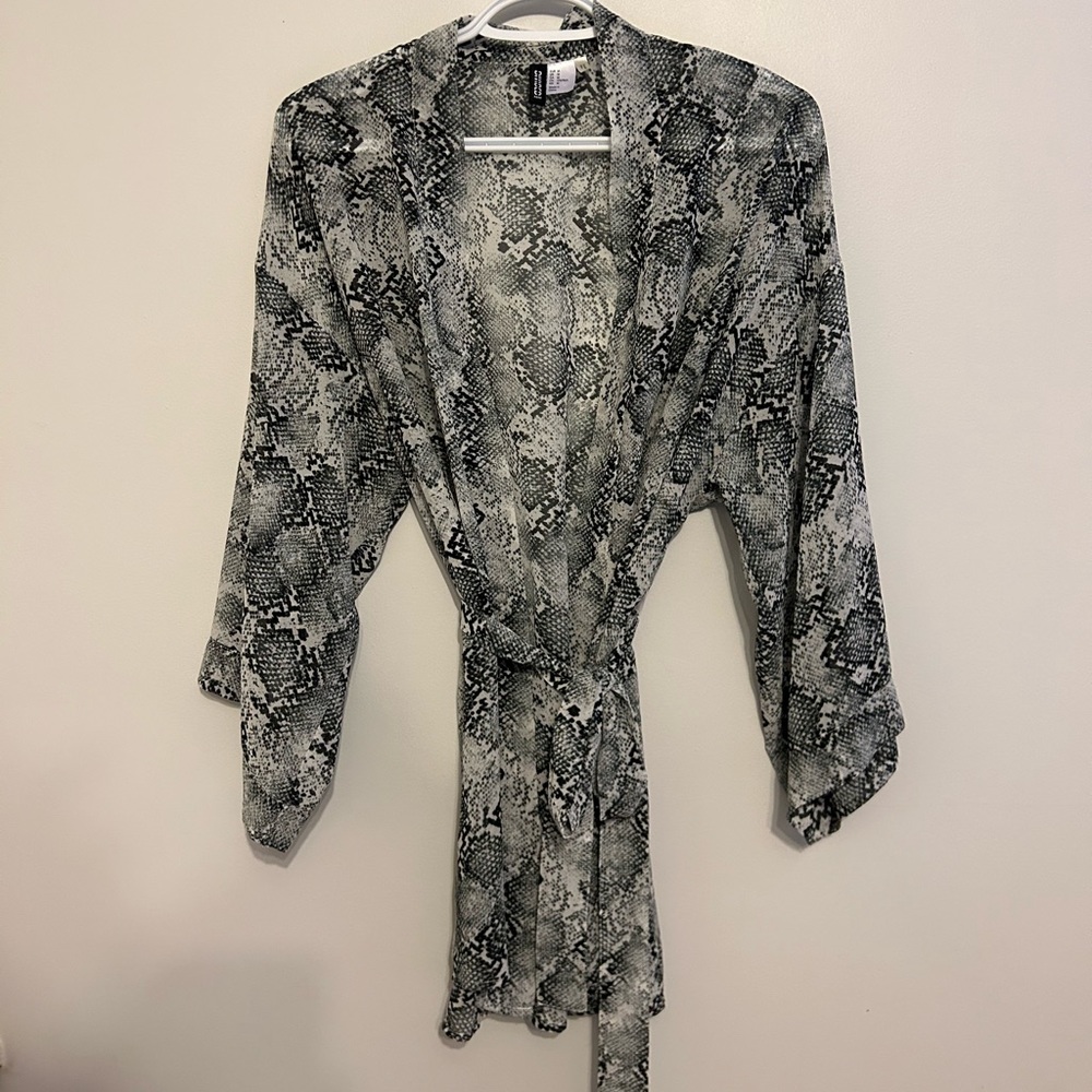 Kimono style top